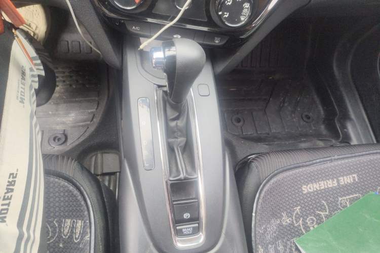 Used Honda XR-V 2015 1.5L LXi CVT Classic Edition Gear Lever