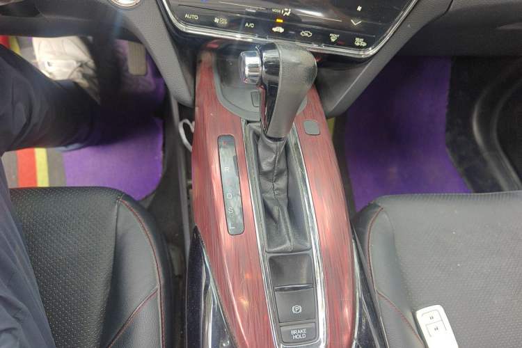 Used Honda XR-V 2015 1.8L VTi CVT Luxury Edition Gear Lever