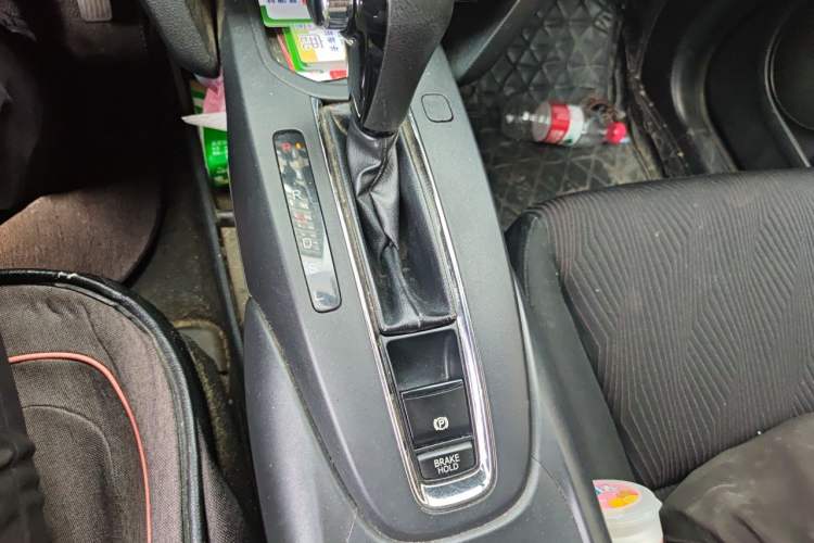 Used Honda XR-V 2015 1.5L LXi CVT Classic Edition Gear Lever