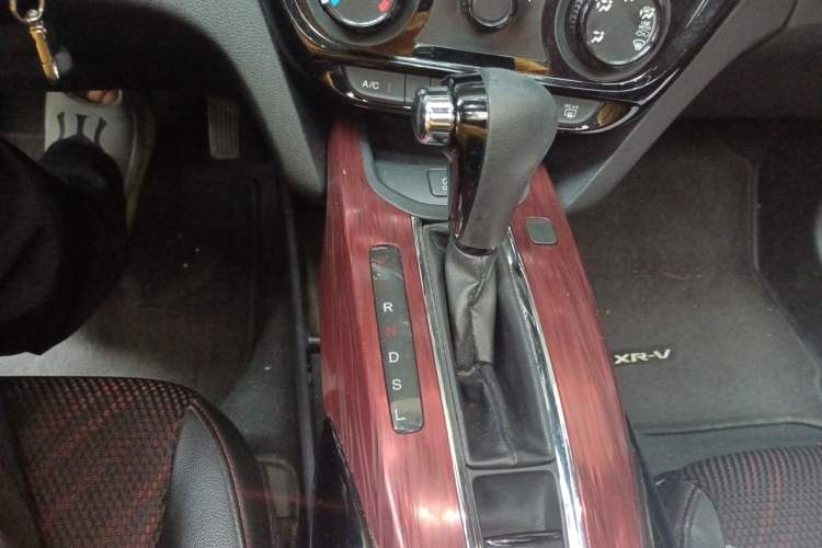 Used Honda XR-V 2015 1.8L EXi CVT Comfort Version Gear Lever