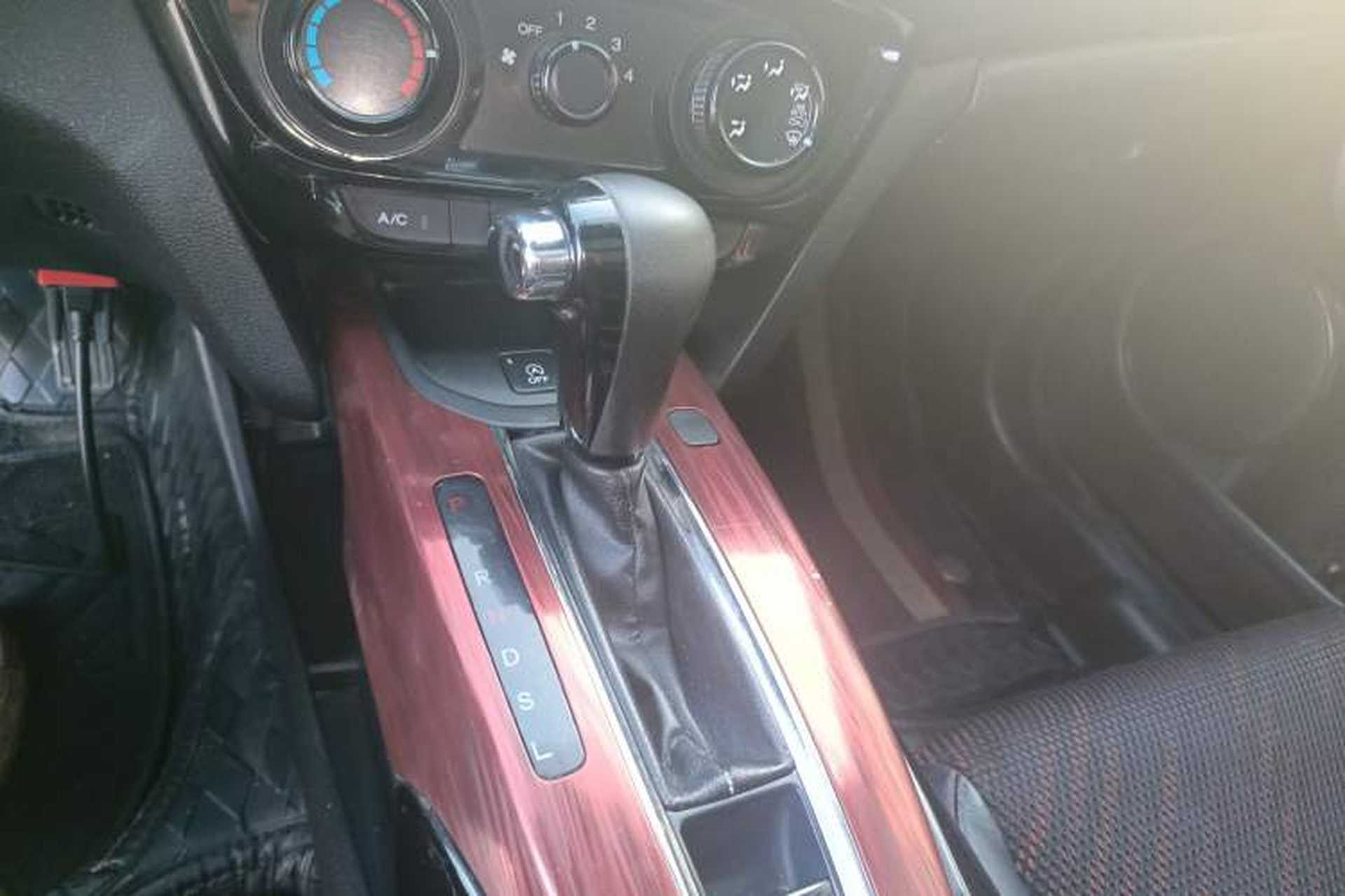 Used Honda XR-V 2015 1.8L EXi CVT Comfort Version Gear Lever