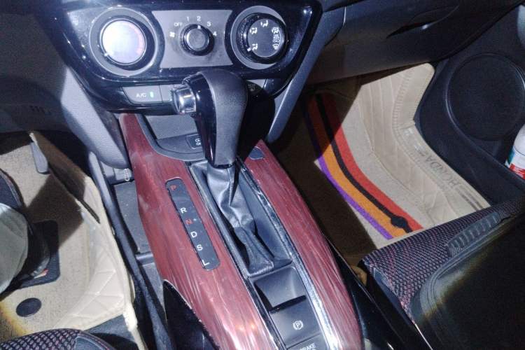 Used Honda XR-V 2015 1.8L EXi CVT Comfort Version Gear Lever