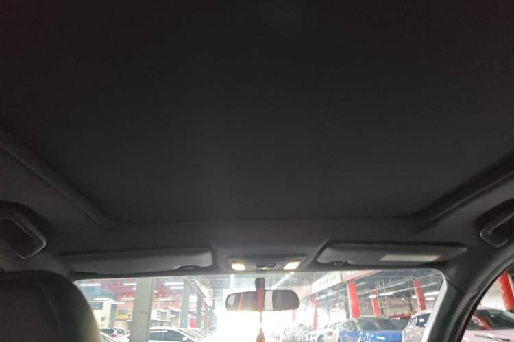 Used Honda XR-V 2015 1.8L EXi CVT Comfort Version Headliner
