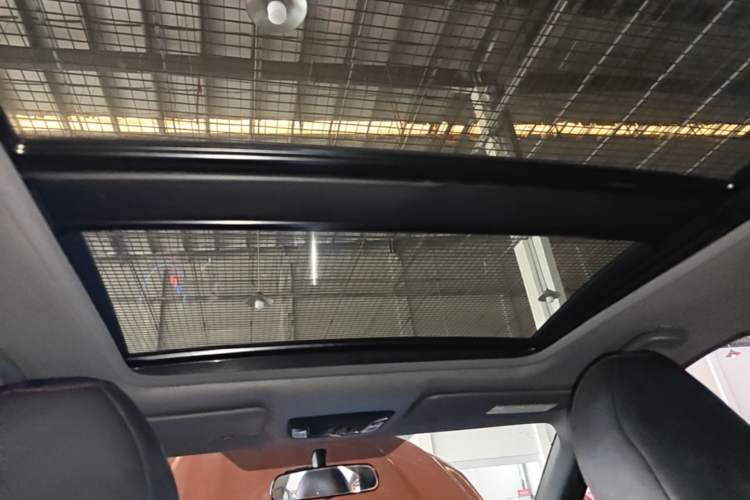 Used Honda XR-V 2015 1.8L EXi CVT Comfort Version Headliner
