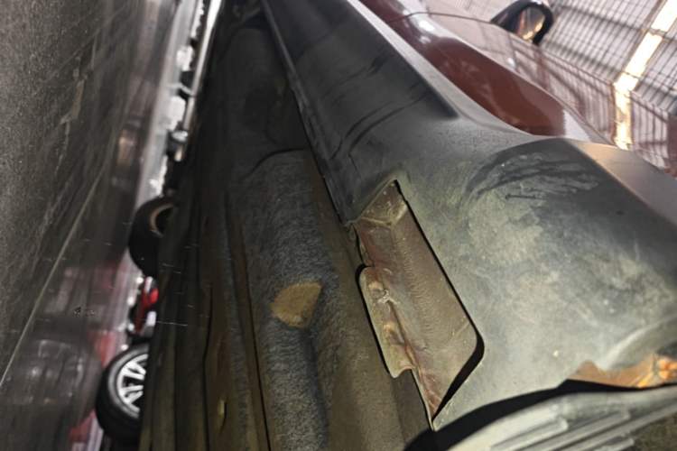 Used Honda XR-V 2015 1.8L EXi CVT Comfort Version Left Side Sill