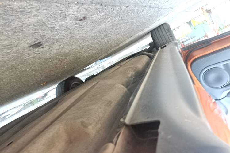Used Honda XR-V 2015 1.5L LXi CVT Classic Edition Left Side Sill