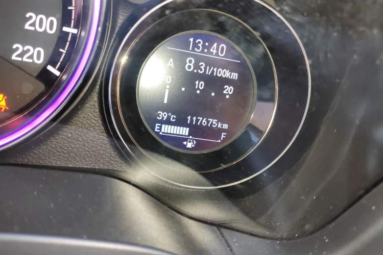 Used Honda XR-V 2015 1.8L VTi CVT Luxury Edition Odometer Close Up