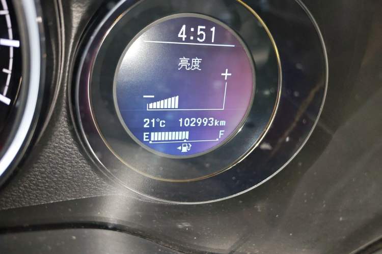 Used Honda XR-V 2015 1.8L VTi CVT Luxury Edition Odometer Close Up