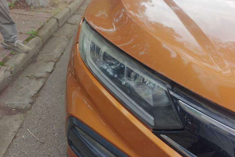 Used Honda XR-V 2015 1.8L VTi CVT Luxury Edition Right Front Headlight