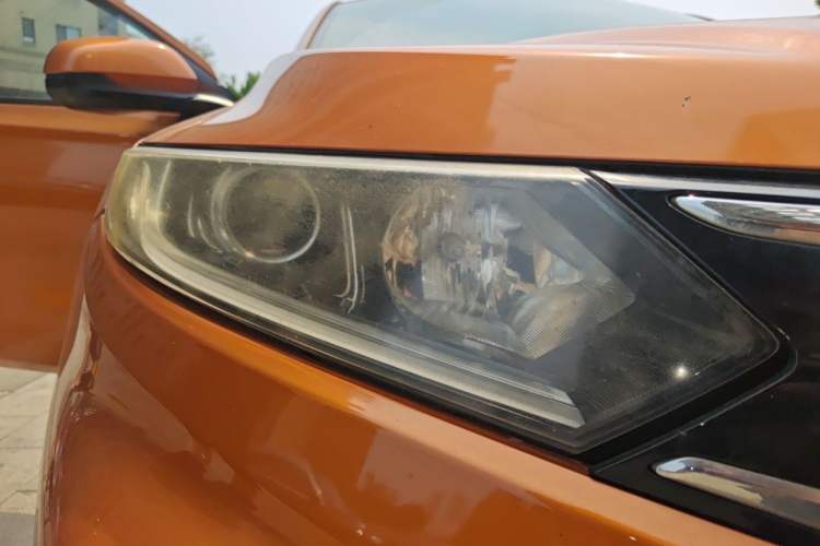 Used Honda XR-V 2015 1.5L LXi CVT Classic Edition Right Front Headlight