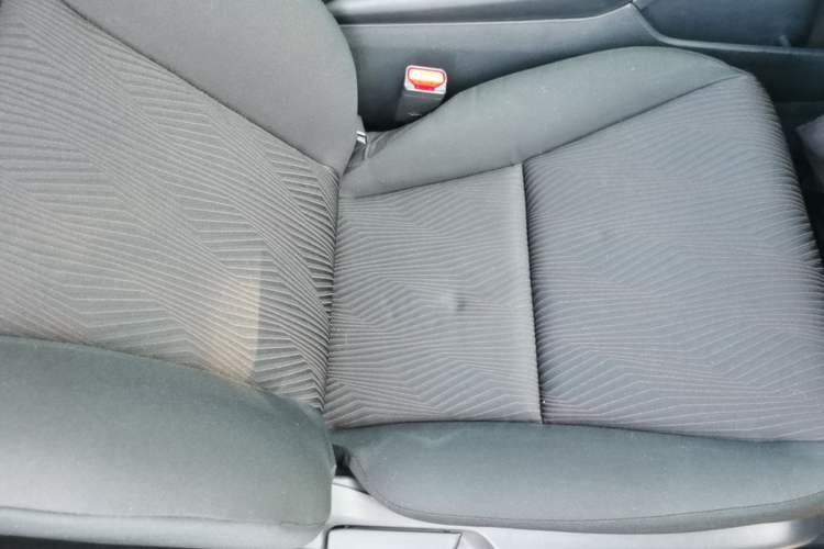 Used Honda XR-V 2015 1.5L LXi CVT Classic Edition Right Front Seat