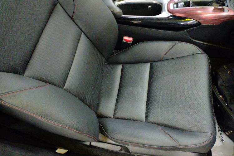 Used Honda XR-V 2015 1.8L VTi CVT Luxury Edition Right Front Seat