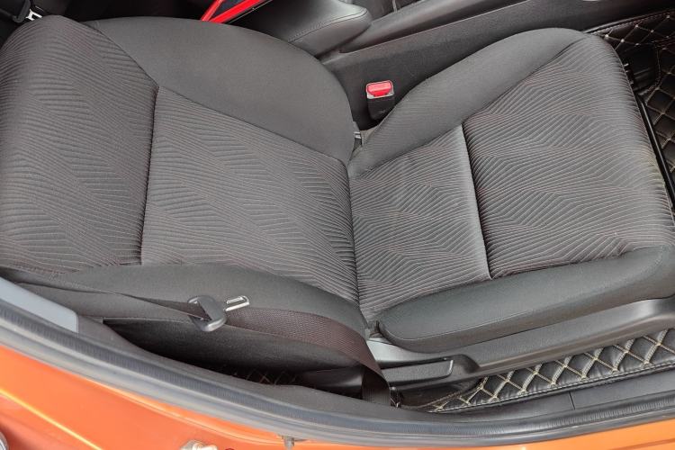 Used Honda XR-V 2015 1.5L LXi CVT Classic Edition Right Front Seat