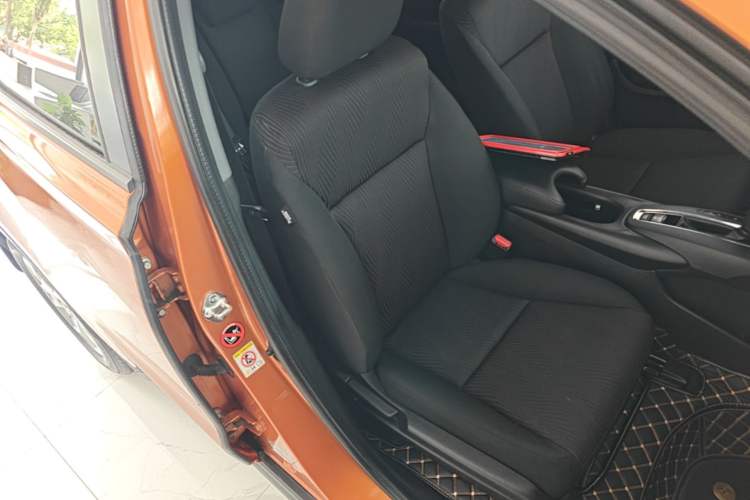 Used Honda XR-V 2015 1.5L LXi CVT Classic Edition Right Front Seat