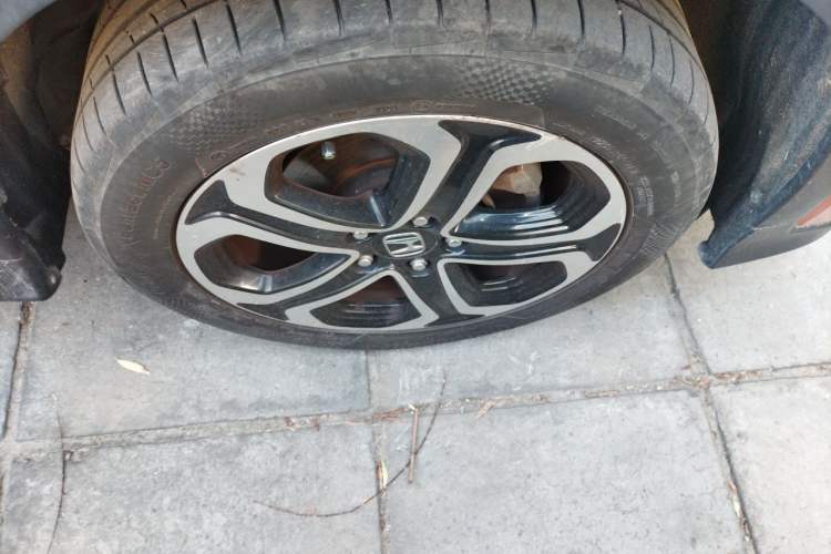 Used Honda XR-V 2015 1.8L VTi CVT Luxury Edition Right Front Wheel Hub