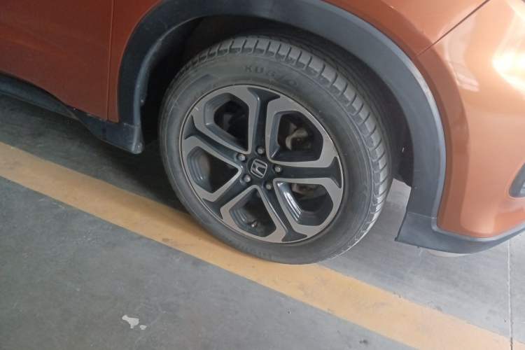 Used Honda XR-V 2015 1.8L VTi CVT Luxury Edition Right Front Wheel Hub