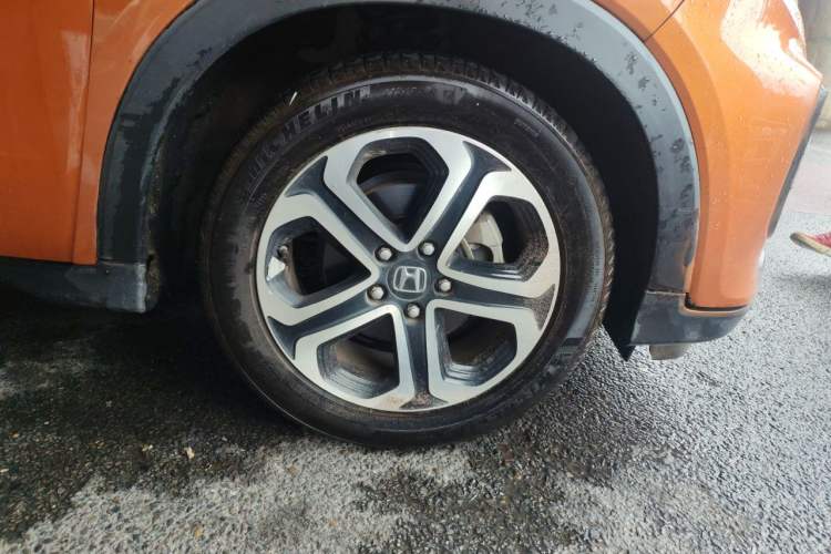 Used Honda XR-V 2015 1.8L EXi CVT Comfort Version Right Front Wheel Hub