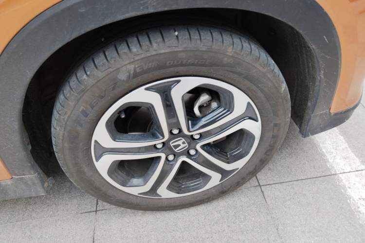 Used Honda XR-V 2015 1.8L VTi CVT Luxury Edition Right Front Wheel Hub