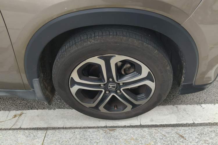 Used Honda XR-V 2015 1.8L EXi CVT Comfort Version Right Front Wheel Hub