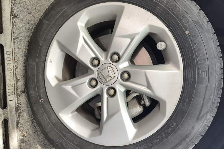Used Honda XR-V 2015 1.5L LXi CVT Classic Edition Right Front Wheel Hub