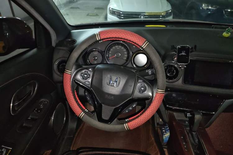 Used Honda XR-V 2015 1.8L VTi CVT Luxury Edition Steering Wheel