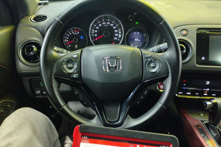 Used Honda XR-V 2015 1.8L VTi CVT Luxury Edition Steering Wheel