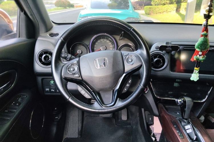 Used Honda XR-V 2015 1.8L VTi CVT Luxury Edition Steering Wheel