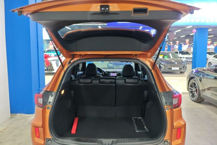 Used Honda XR-V 2015 1.8L VTi CVT Luxury Edition Trunk