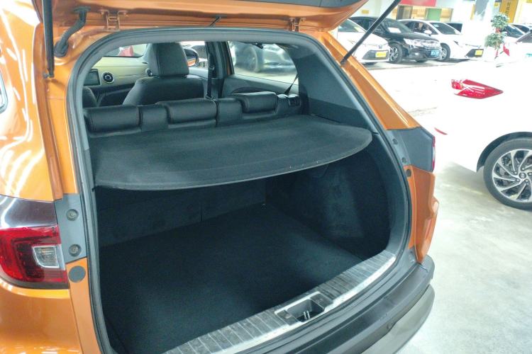 Used Honda XR-V 2015 1.8L VTi CVT Luxury Edition Trunk