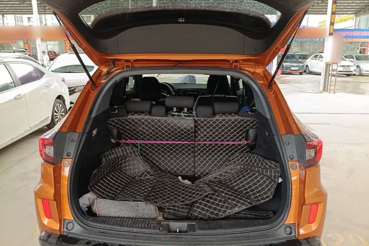 Used Honda XR-V 2015 1.5L LXi CVT Classic Edition Trunk