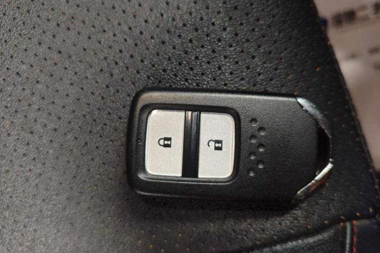 Used Honda XR-V 2015 1.8L VTi CVT Luxury Edition Vehicle Key