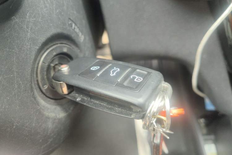 Used Honda XR-V 2015 1.5L LXi CVT Classic Edition Vehicle Key