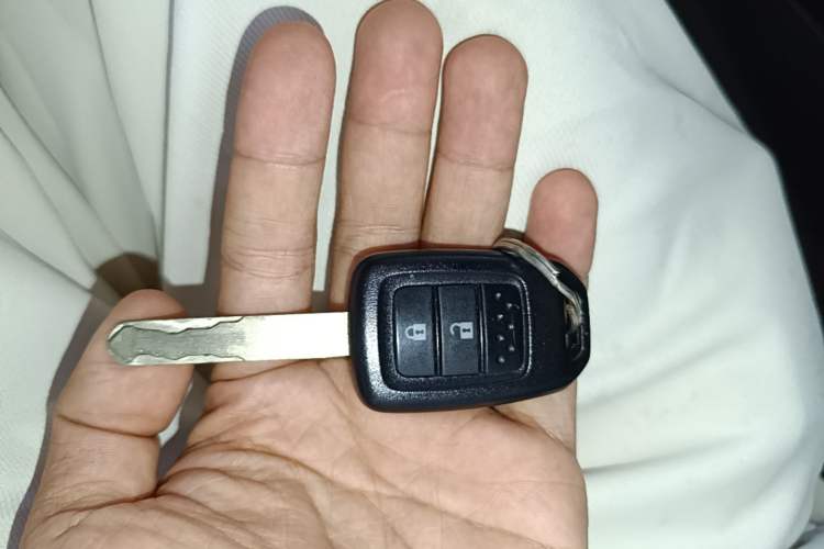 Used Honda XR-V 2015 1.5L LXi CVT Classic Edition Vehicle Key