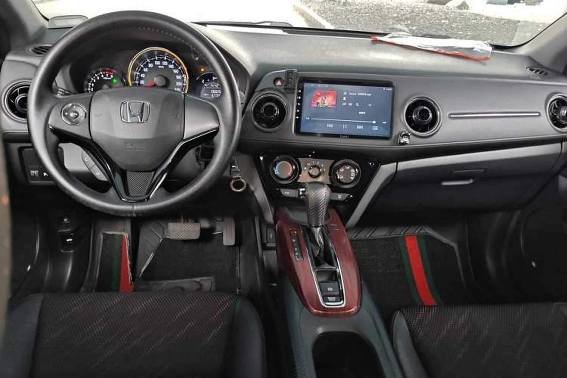 Used Honda XR-V 2017 1.5L LXi CVT Classic Edition Center Console