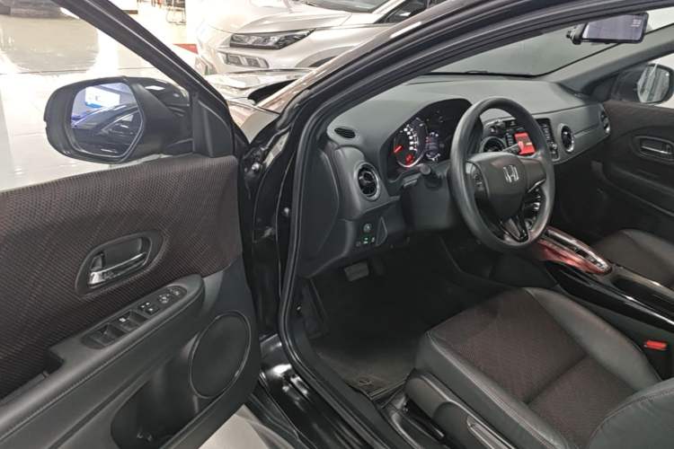 Used Honda XR-V 2017 1.8L EXi CVT Comfort Version Driver Seat