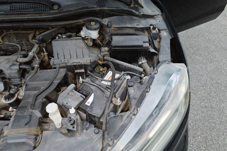 Used Honda XR-V 2017 1.8L EXi CVT Comfort Version Engine Bay Left