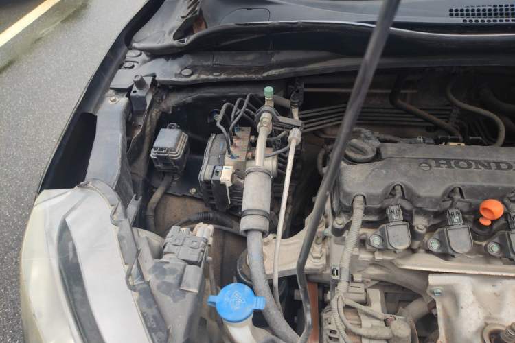 Used Honda XR-V 2017 1.8L EXi CVT Comfort Version Engine Bay Right
