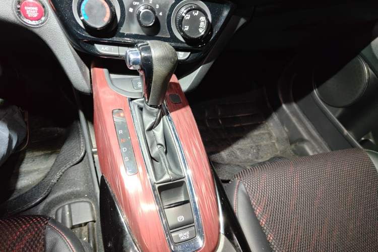 Used Honda XR-V 2017 1.8L EXi CVT Comfort Version Gear Lever