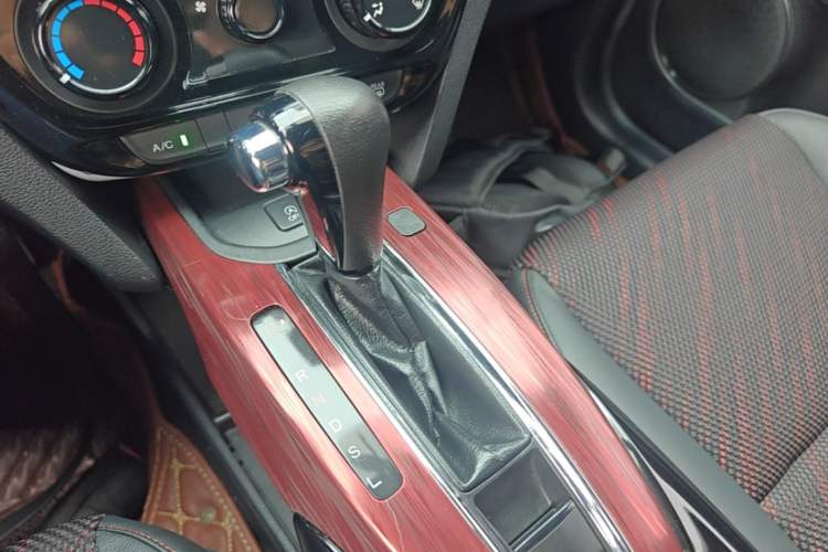 Used Honda XR-V 2017 1.8L EXi CVT Comfort Version Gear Lever