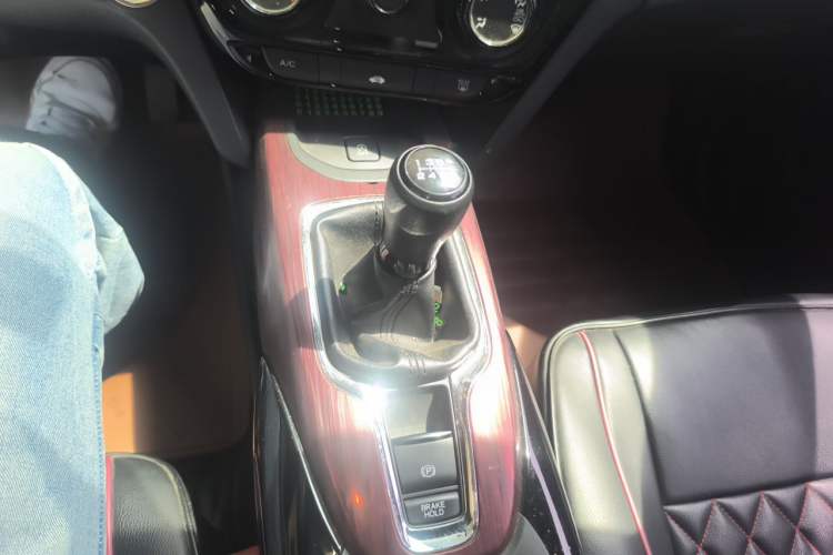 Used Honda XR-V 2017 1.8L EXi Manual Comfort Edition Gear Lever