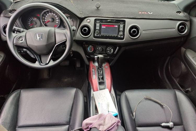 Used Honda XR-V 2017 1.5L LXi CVT Classic Edition Interior 2
