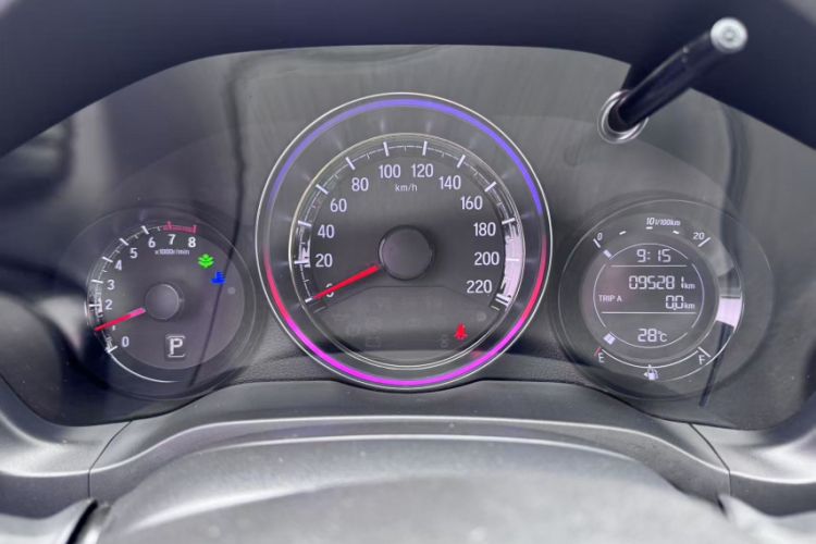 Used Honda XR-V 2017 1.8L EXi CVT Comfort Version Interior 4