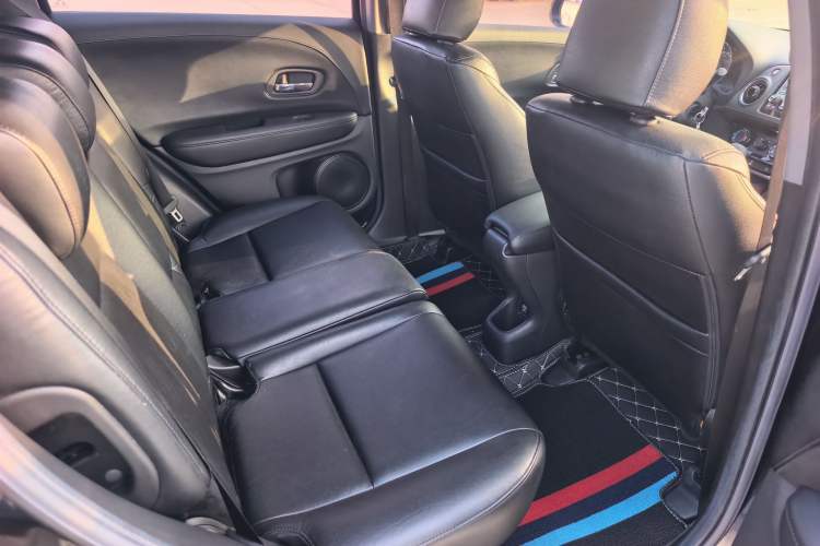 Used Honda XR-V 2017 1.5L LXi CVT Classic Edition Interior 9
