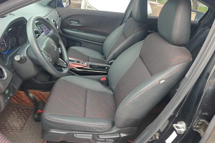 Used Honda XR-V 2017 1.8L EXi CVT Comfort Version Left Front Seat