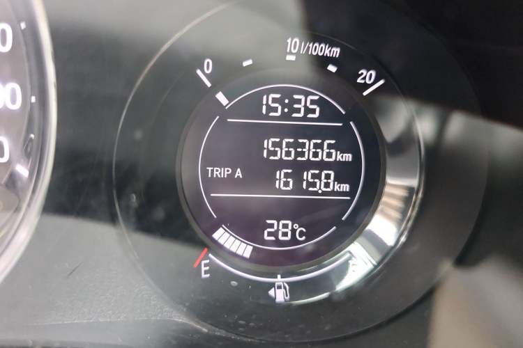 Used Honda XR-V 2017 1.8L EXi CVT Comfort Version Odometer Close Up
