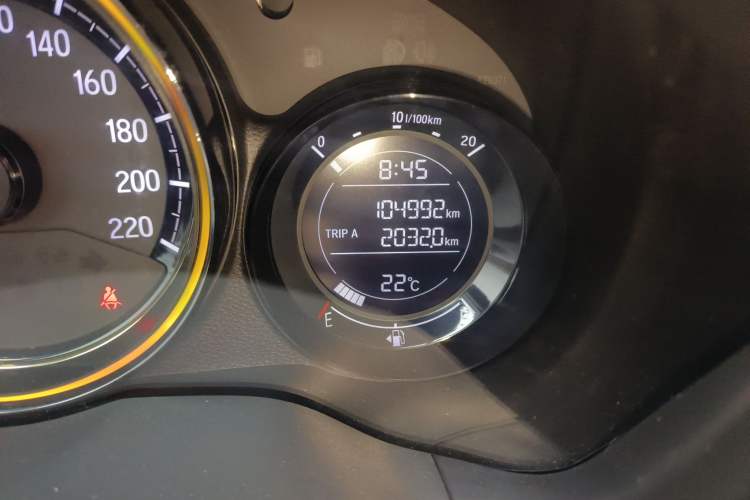 Used Honda XR-V 2017 1.8L EXi CVT Comfort Version Odometer Close Up