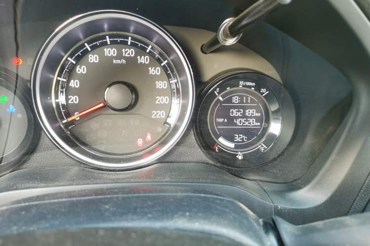 Used Honda XR-V 2017 1.8L EXi CVT Comfort Version Odometer Close Up