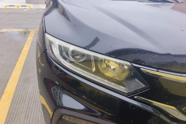 Used Honda XR-V 2017 1.8L EXi CVT Comfort Version Right Front Headlight
