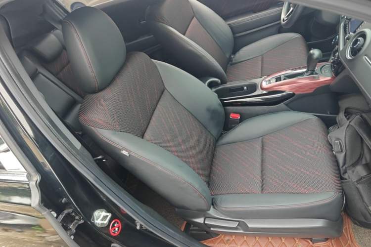 Used Honda XR-V 2017 1.8L EXi CVT Comfort Version Right Front Seat