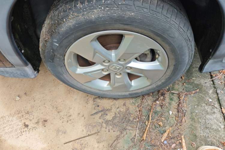 Used Honda XR-V 2017 1.5L LXi CVT Classic Edition Right Front Wheel Hub